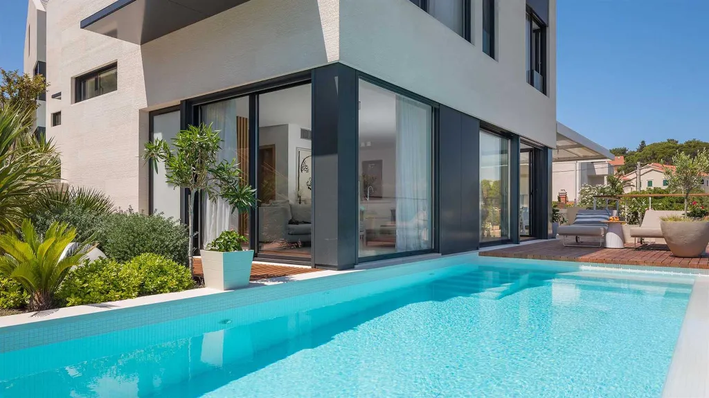 Modern Poolside Villa in Sutivan for Up to 8