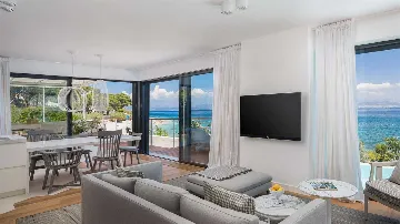 Modern Poolside Villa in Sutivan for Up to 8