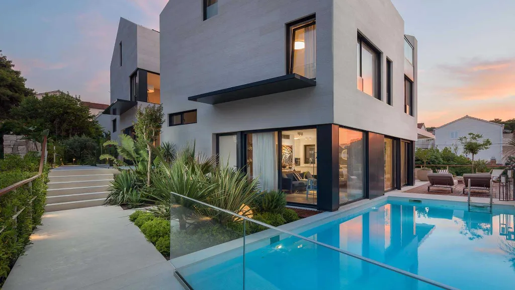 Villa in Sutivan for up to 8 guests