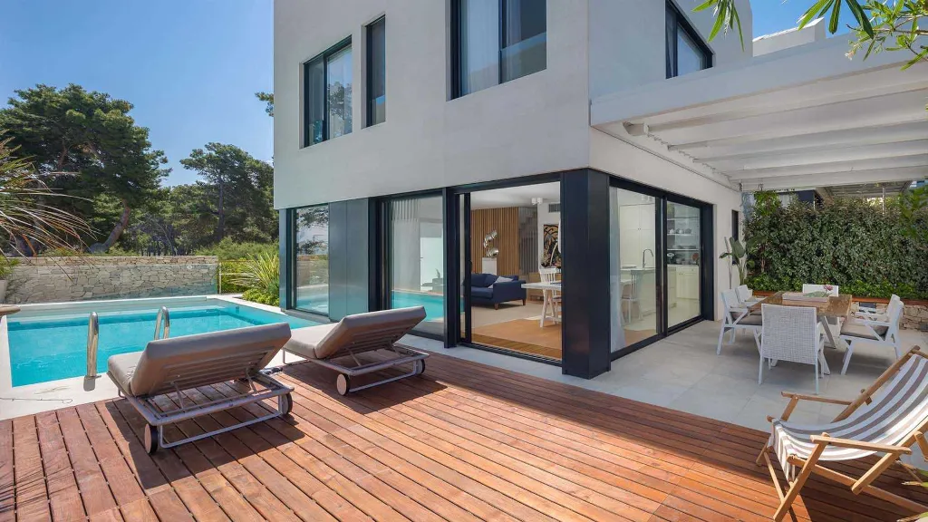 Villa in Sutivan for up to 8 guests