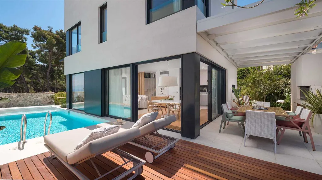 Sutivan Family Villa with Pool and Mediterranean Garden