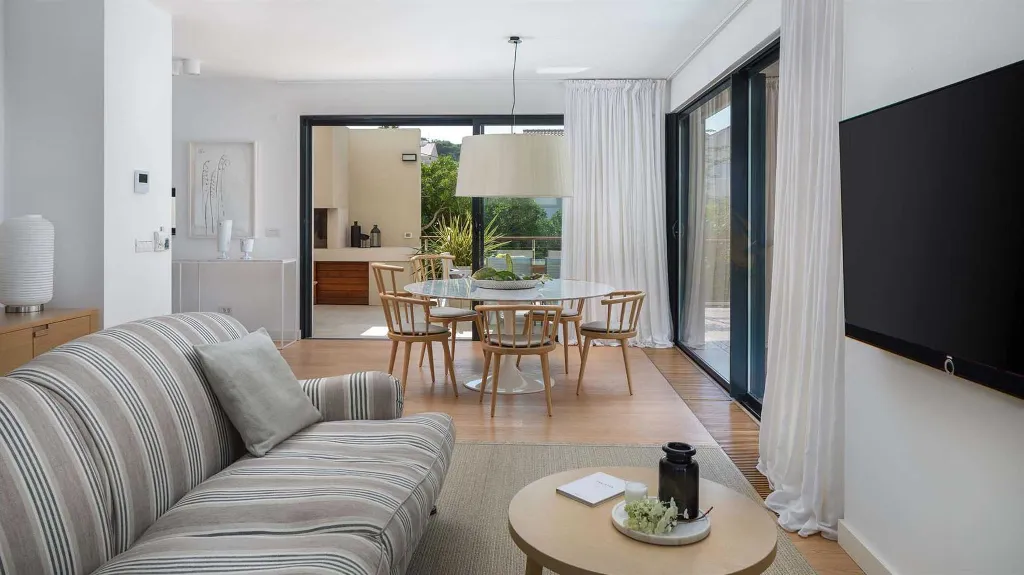 Sutivan Family Villa with Pool and Mediterranean Garden