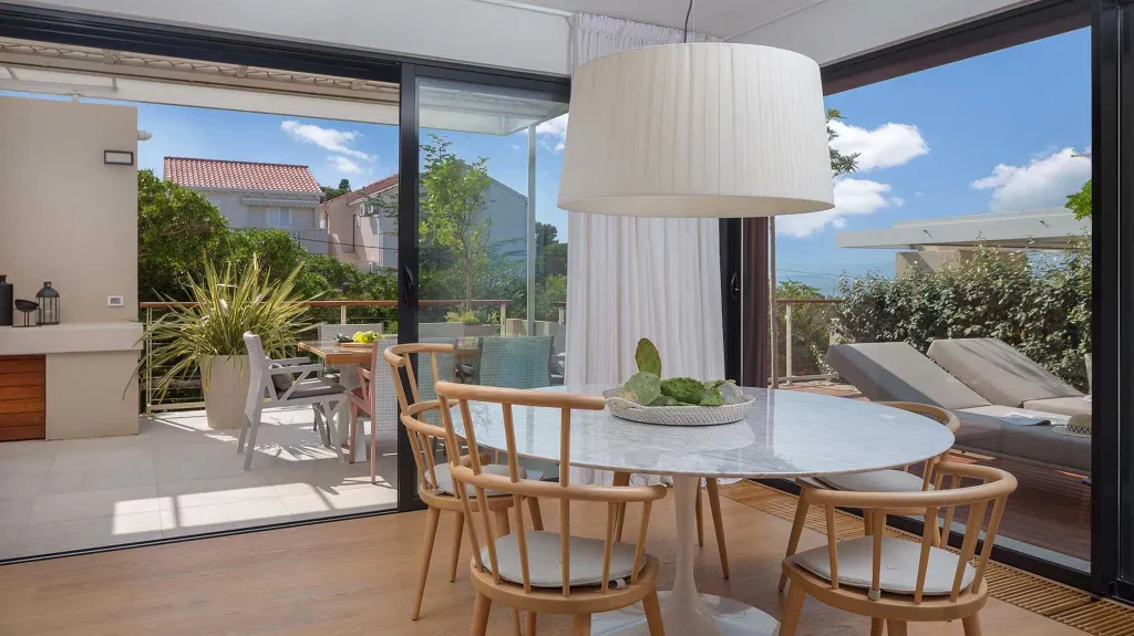Sutivan Family Villa with Pool and Mediterranean Garden