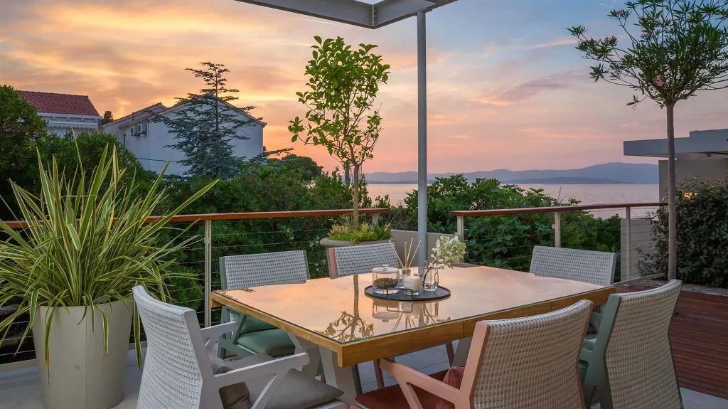 Sutivan Family Villa with Pool and Mediterranean Garden