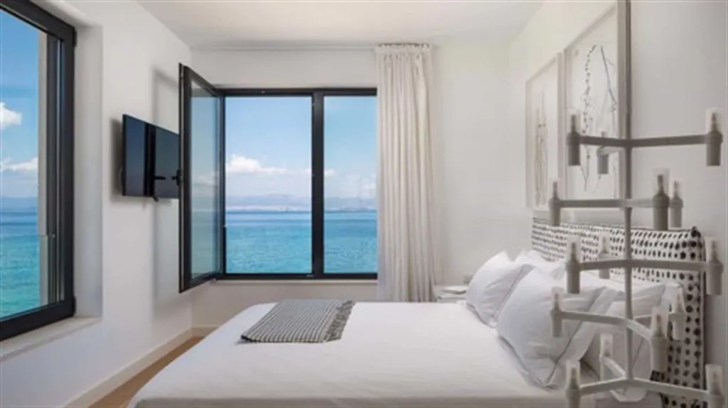 Sutivan Villa Complex with Private Pools
