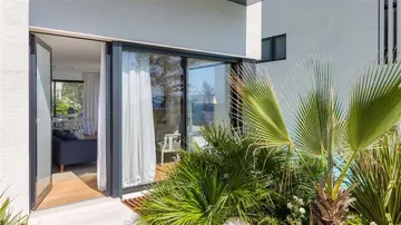 Sutivan Villa Complex with Private Pools