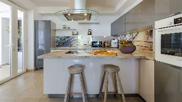 Stone Villa with Pool, Garden & Adriatic Views in Mlini