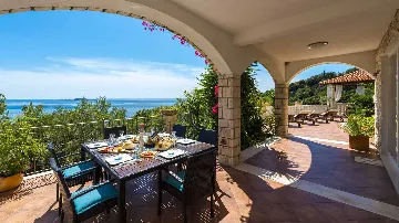 Stone Villa with Pool, Garden & Adriatic Views in Mlini