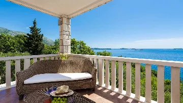 Stone Villa with Pool, Garden & Adriatic Views in Mlini