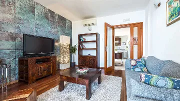 Stone Villa with Pool, Garden & Adriatic Views in Mlini