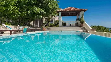 Stone Villa with Pool, Garden & Adriatic Views in Mlini