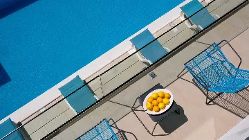 Podstrana Villa with Pool and 9 Bedrooms