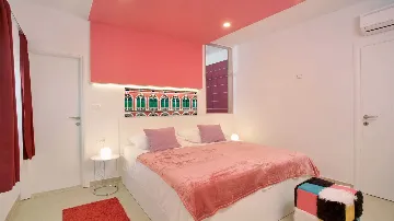 Podstrana Villa with Pool and 9 Bedrooms