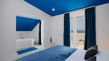 Podstrana Villa with Pool and 9 Bedrooms