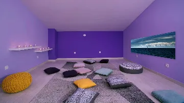 Podstrana Villa with Pool and 9 Bedrooms