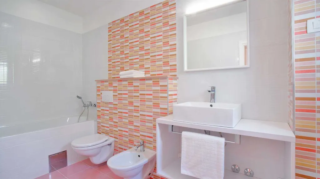 Podstrana Villa with Pool and 9 Bedrooms