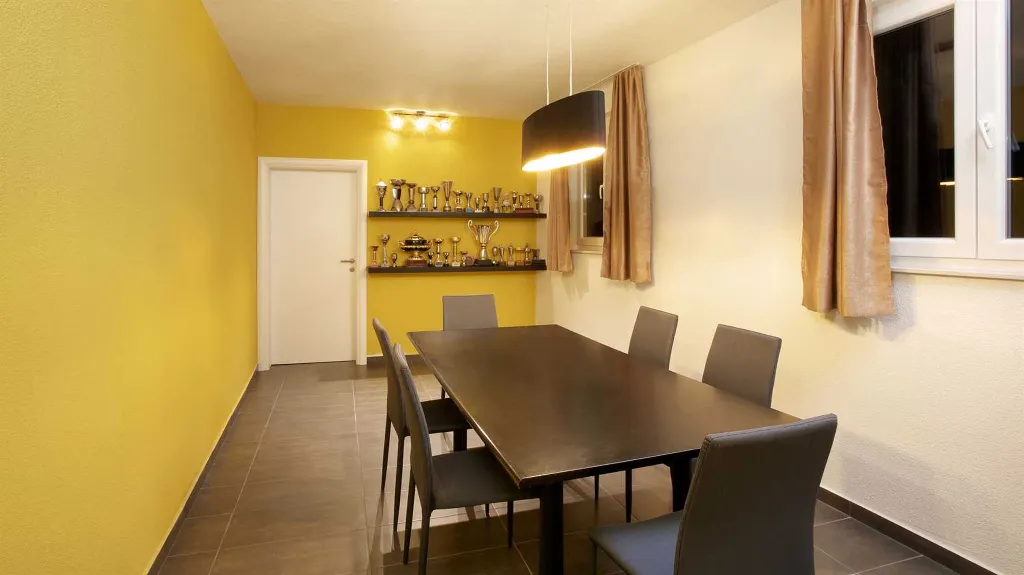Podstrana Villa with Pool and 9 Bedrooms