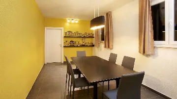 Podstrana Villa with Pool and 9 Bedrooms