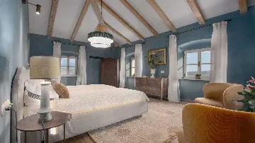 Villa with Pool in Buje for Up to 16 Guests