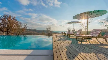 Villa with Pool in Buje for Up to 16 Guests