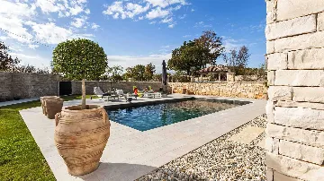 Contemporary 3-Bedroom Villa in Kanfanar