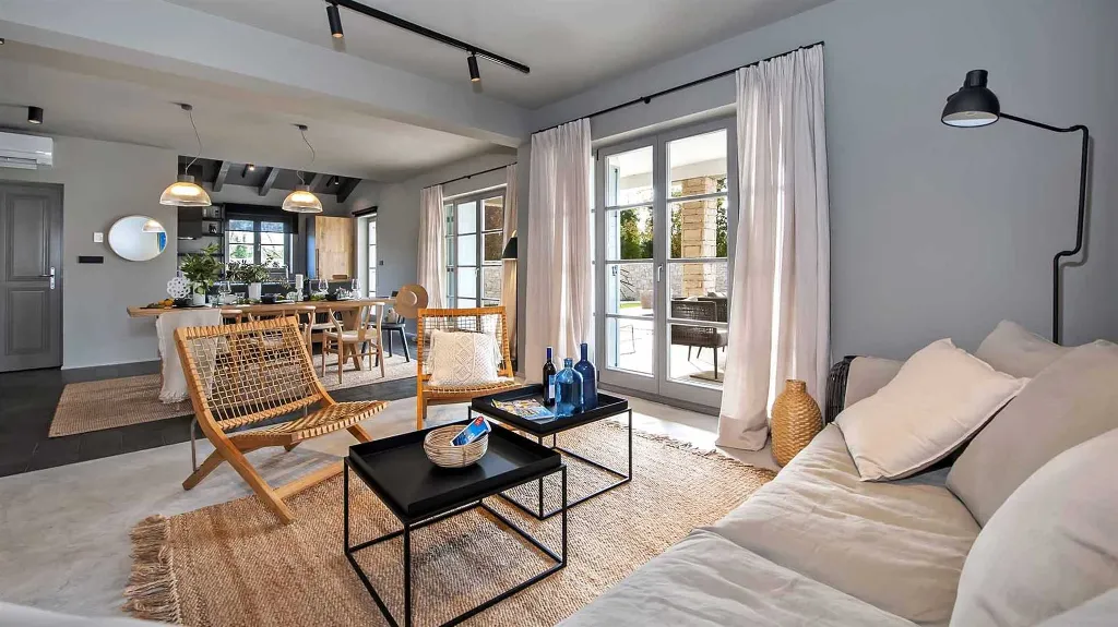 Contemporary 3-Bedroom Villa in Kanfanar