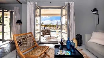 Contemporary 3-Bedroom Villa in Kanfanar