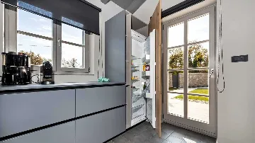 Contemporary 3-Bedroom Villa in Kanfanar