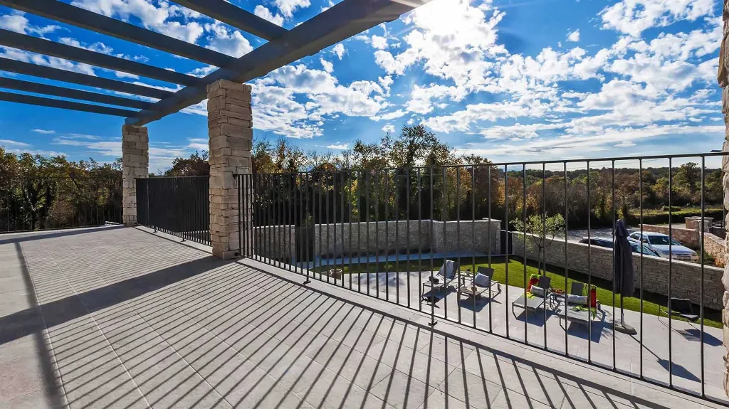 Contemporary 3-Bedroom Villa in Kanfanar