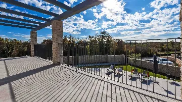 Contemporary 3-Bedroom Villa in Kanfanar