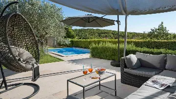 3-Bedroom Villa in Šorići with Outdoor Pool