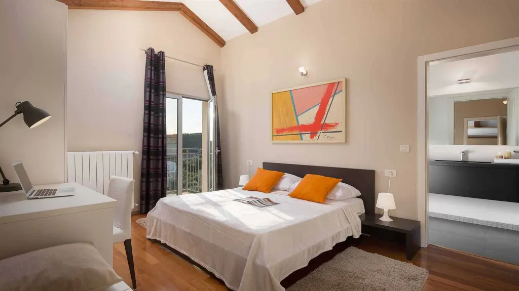 3-Bedroom Villa in Šorići with Outdoor Pool