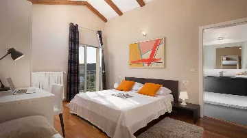 3-Bedroom Villa in Šorići with Outdoor Pool