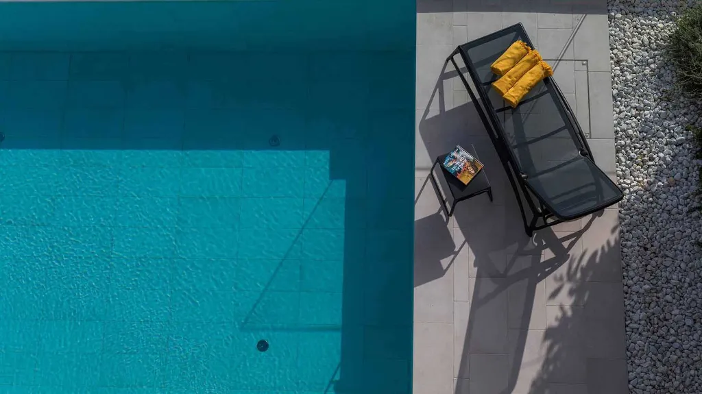 Poolside Villa for 10 Guests in Orašac