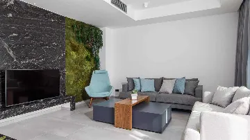 Poolside Villa for 10 Guests in Orašac