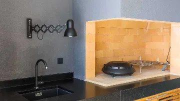 Poolside Villa for 10 Guests in Orašac