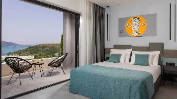 Poolside Villa for 10 Guests in Orašac