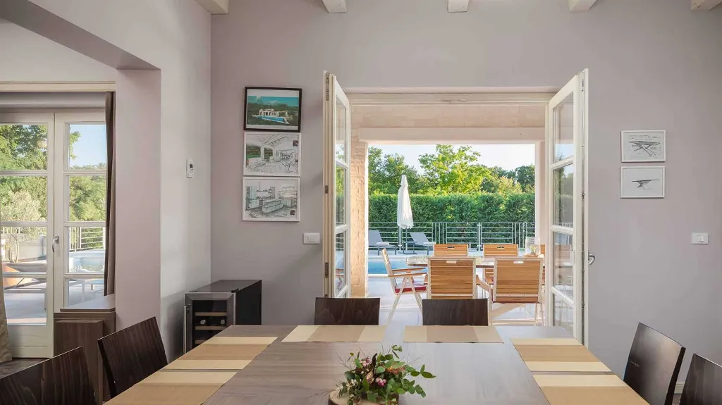 Villa in Režanci for Up to 12 Guests