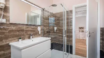 Villa in Režanci for Up to 12 Guests