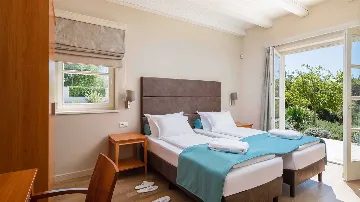 Režanci 5-Bedroom Villa with Private Pool