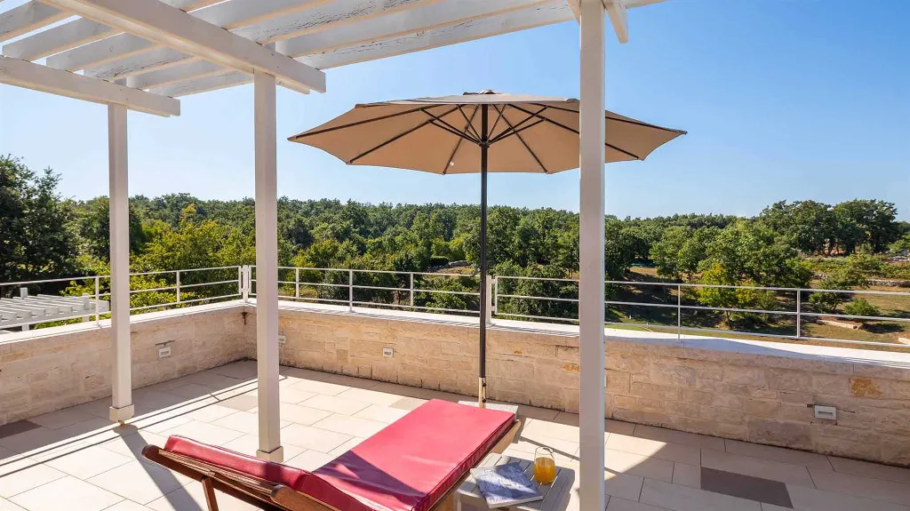 Režanci 5-Bedroom Villa with Private Pool