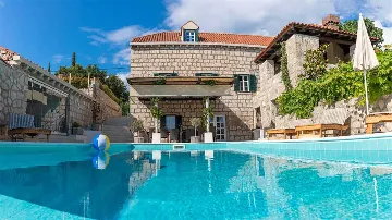 Stone Villa with Pool in Čilipi for Up to 12