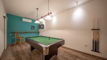 Stone Villa with Pool in Čilipi for Up to 12