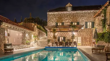 Stone Villa with Pool in Čilipi for Up to 12
