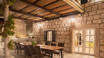 Stone Villa with Pool in Čilipi for Up to 12