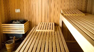 4-Bedroom Villa in Lokva Rogoznica for 8 Guests