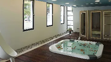 4-Bedroom Villa in Lokva Rogoznica for 8 Guests