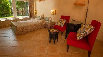 Šajini Designer Pool Villa for 12 Guests