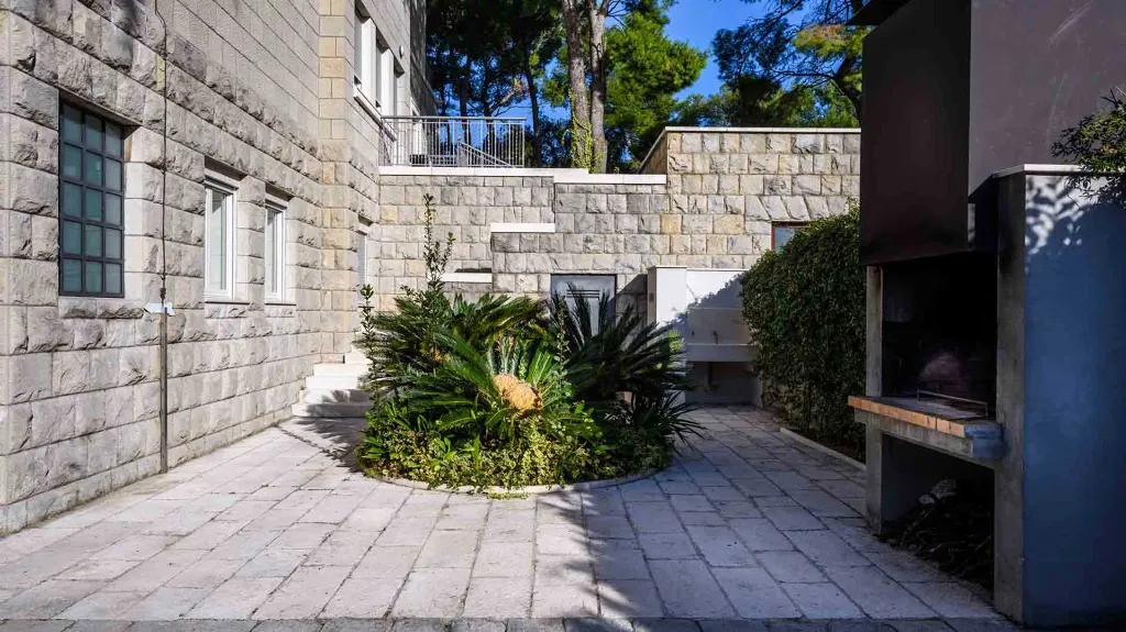 Split Villa with Outdoor Pool and Sea Views