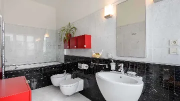 Split Villa with Outdoor Pool and Sea Views